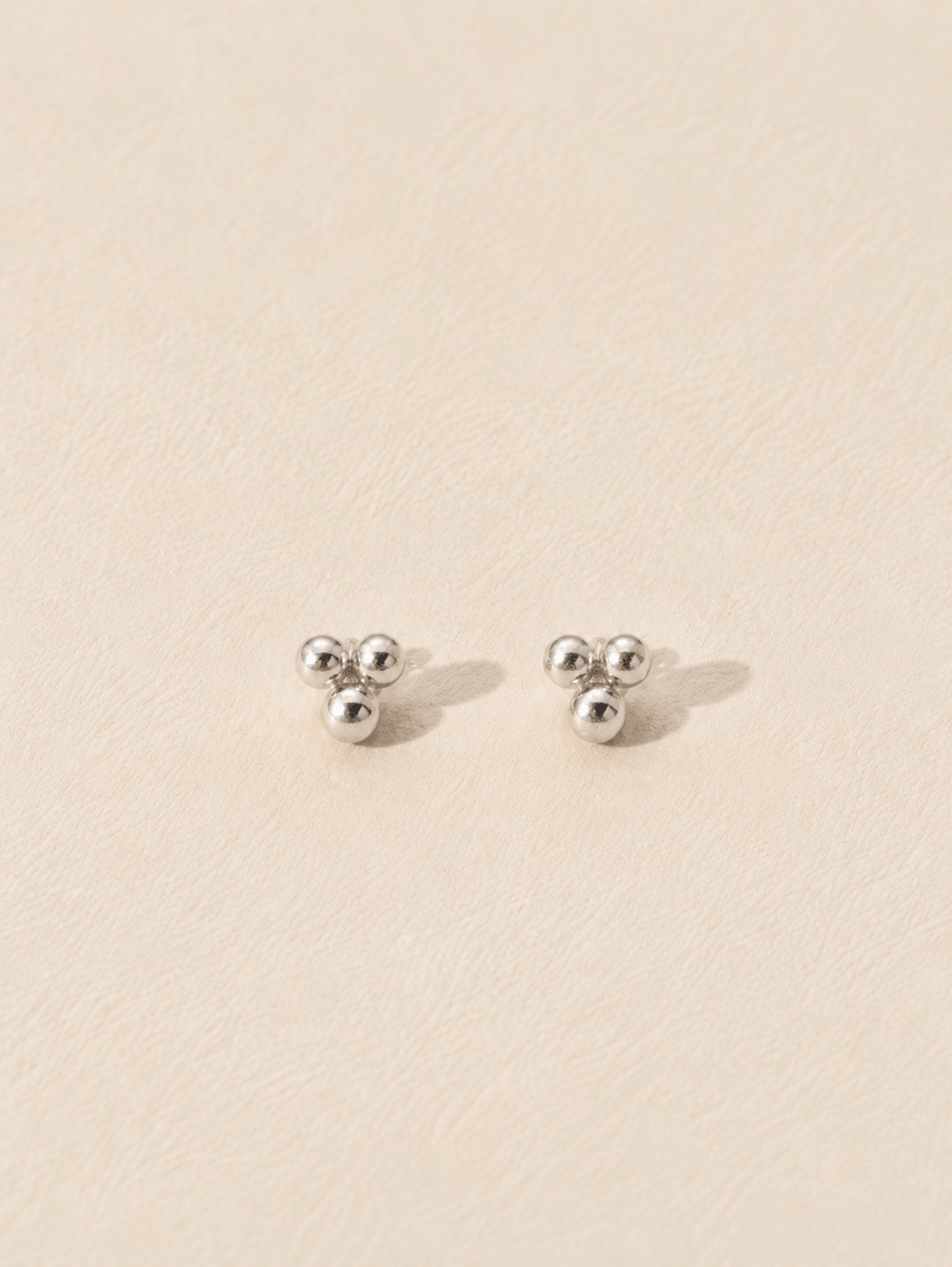CHLOE STUDS SILVER