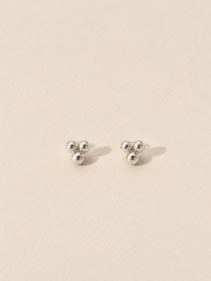 CHLOE STUDS SILVER