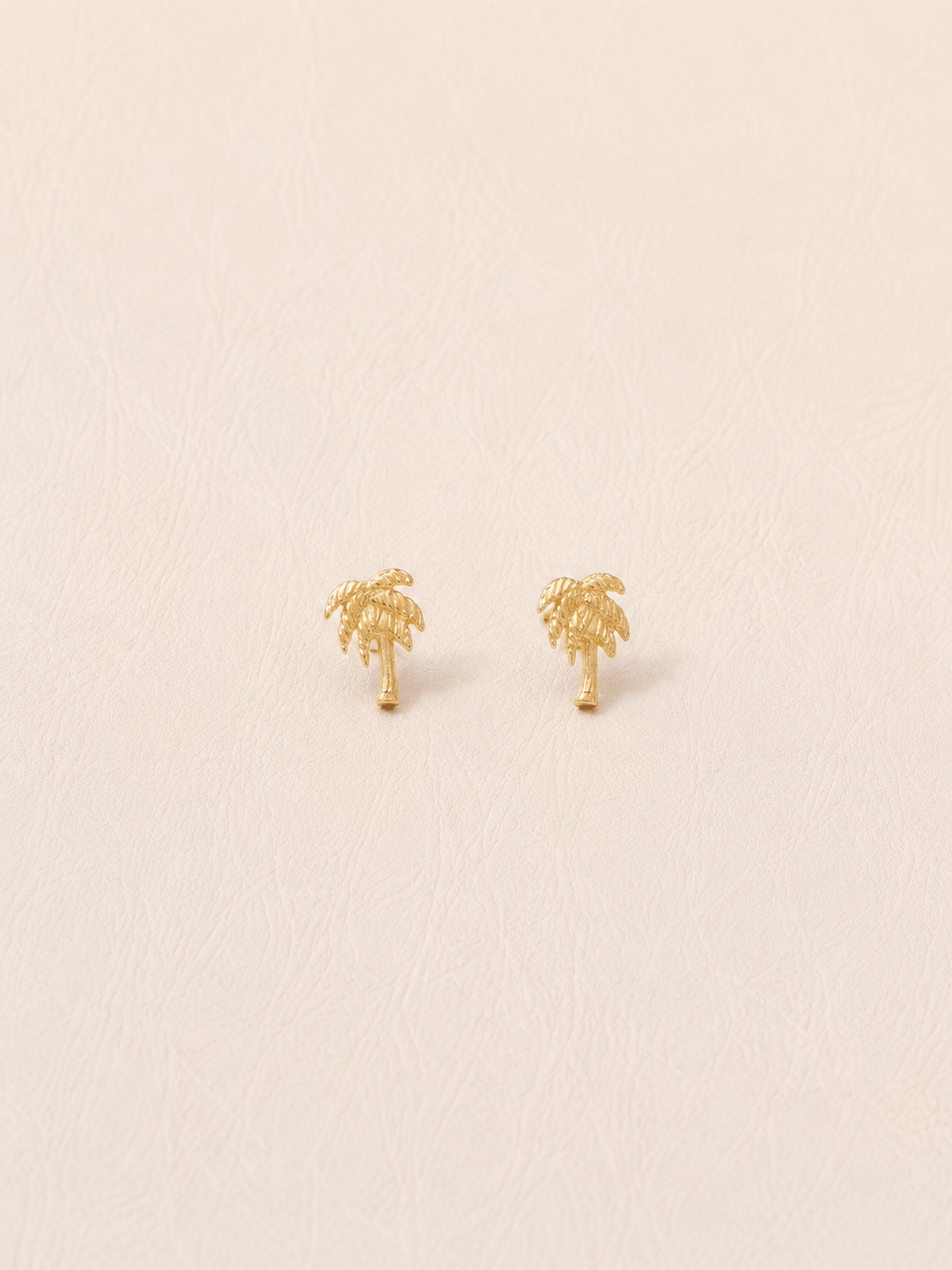 PALMA STUDS GOLD VERMEIL