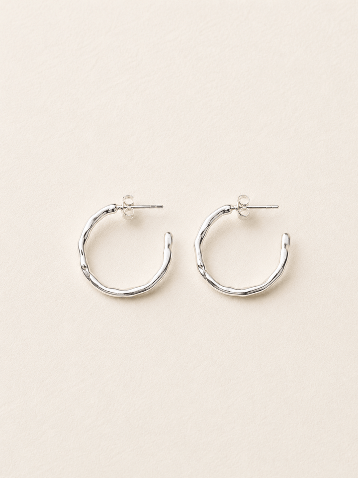 ALLESANDRA MEDIUM HOOPS SILVER