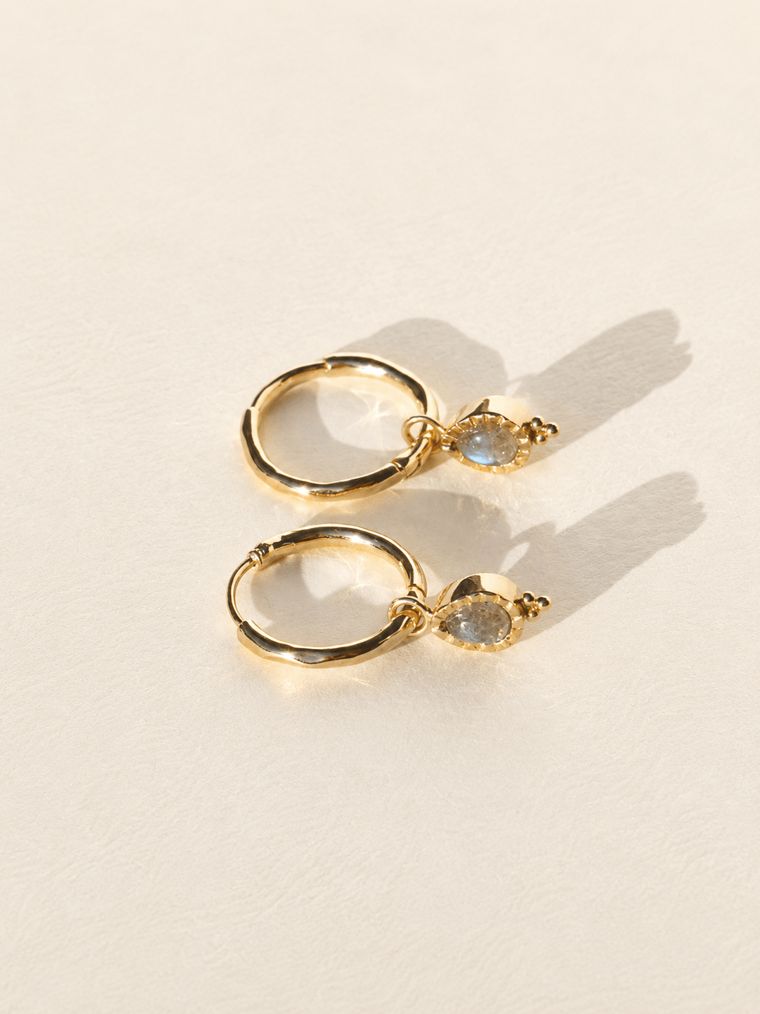 MARE EARRINGS GOLD VERMEIL