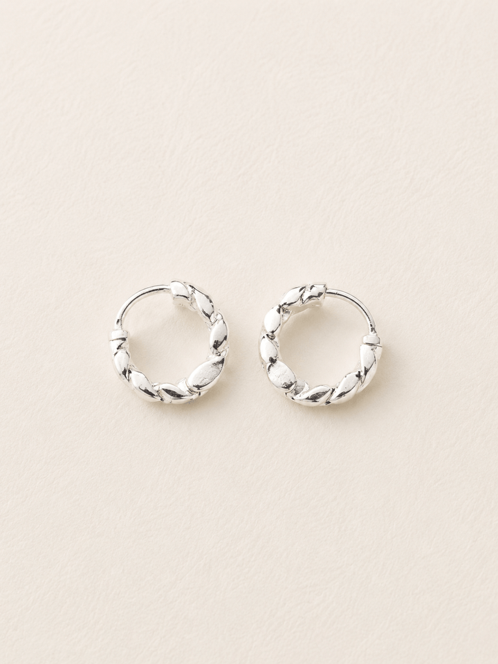 LILLIAN HUGGIES SILVER