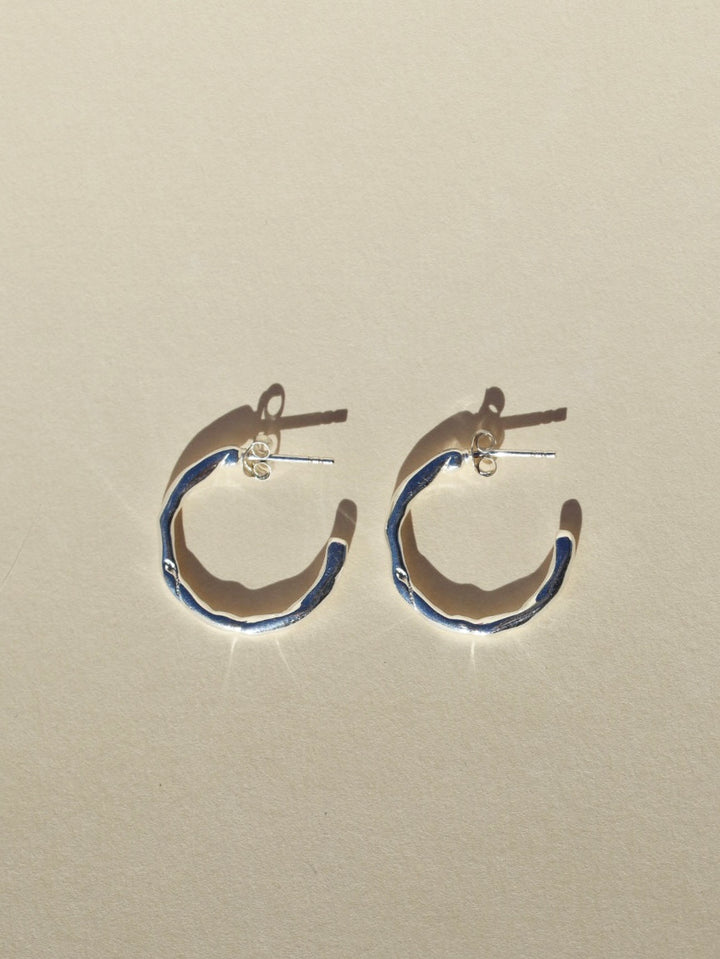 ALLESANDRA MEDIUM HOOPS SILVER