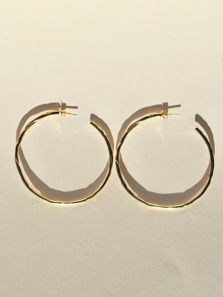 ALLESANDRA LARGE HOOP GOLD VERMEIL