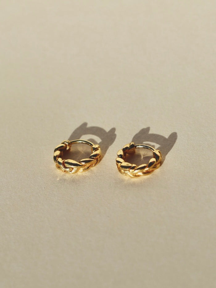 LILLIAN HUGGIES GOLD VERMEIL