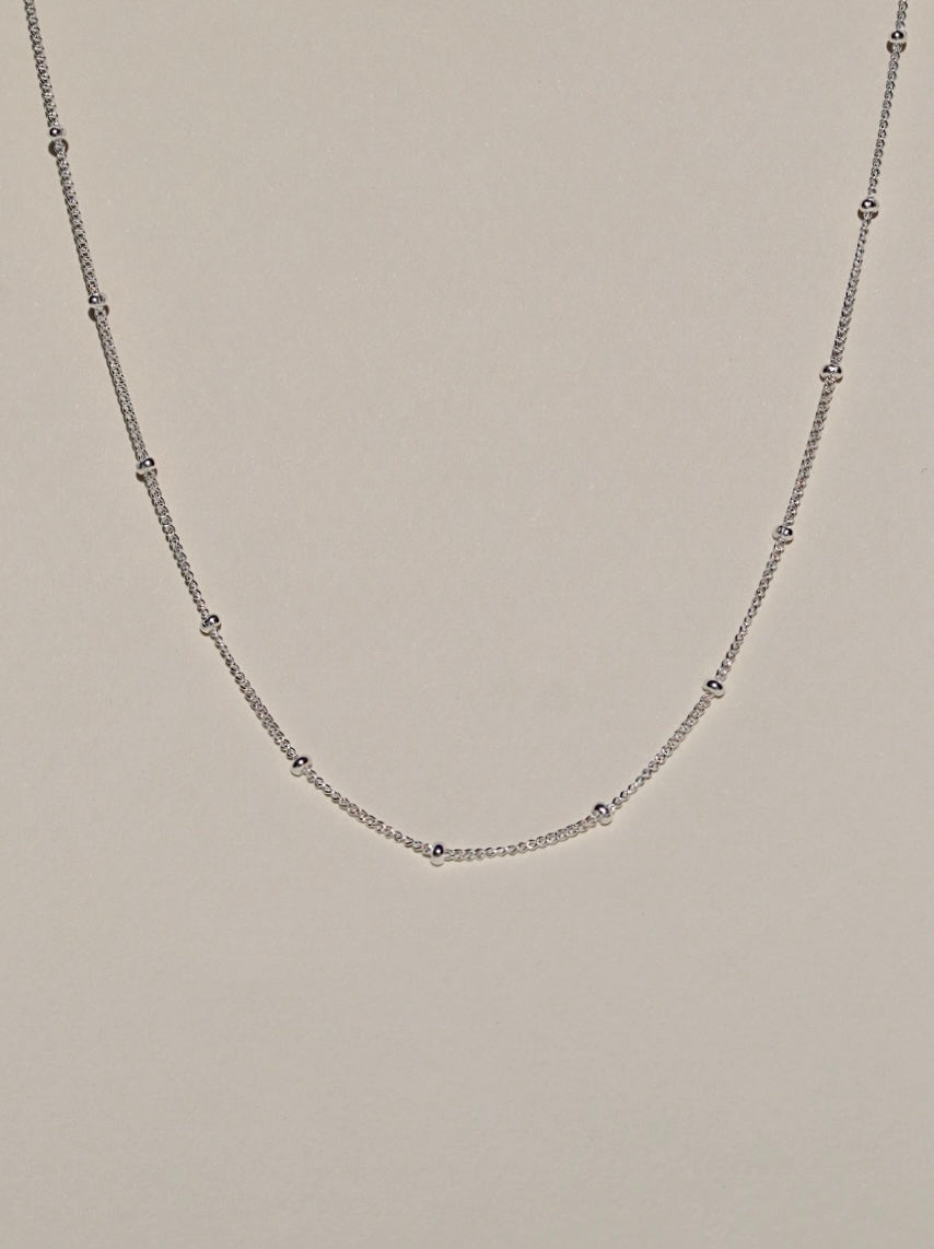 FINE STUD CHAIN SILVER