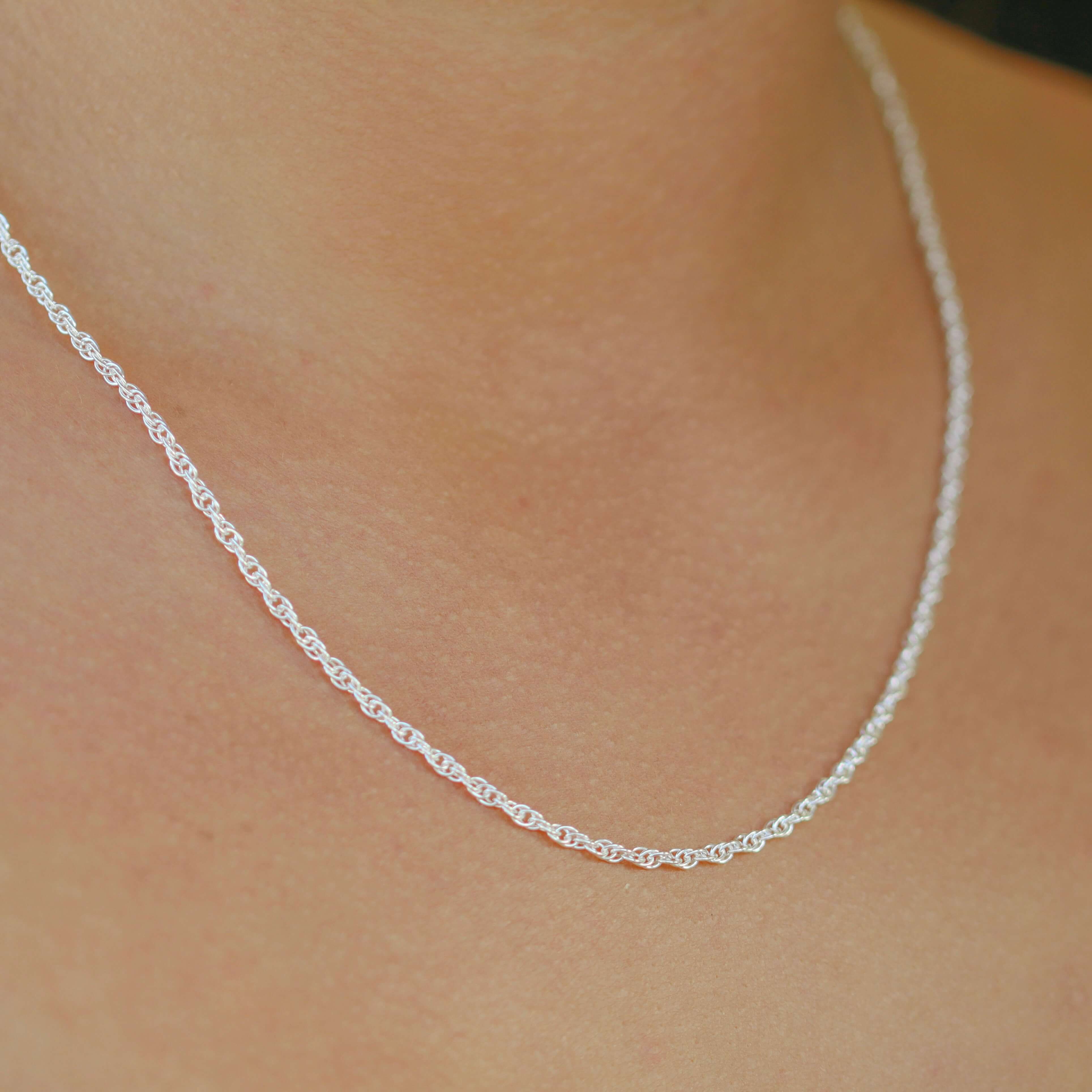 ABDERA CHAIN SILVER