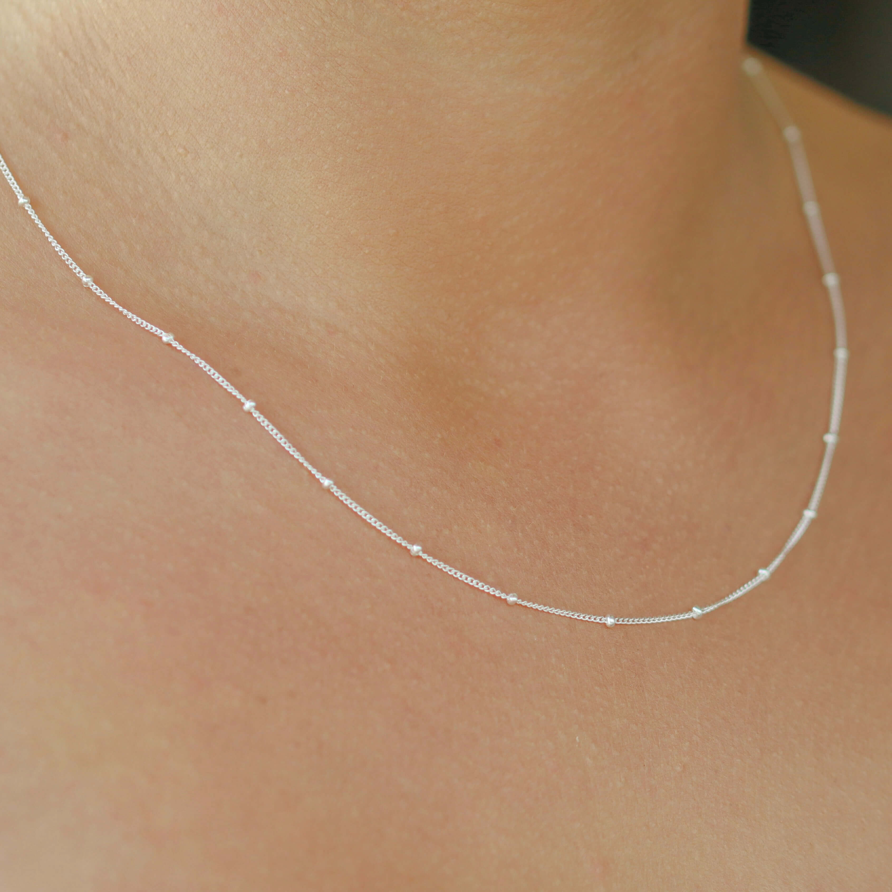 FINE STUD CHAIN SILVER