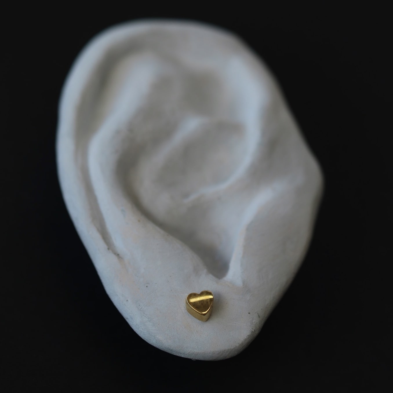 HELENA STUDS GOLD VERMEIL
