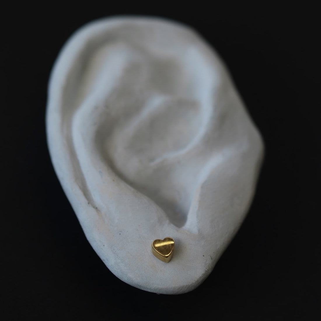 HELENA STUDS GOLD VERMEIL