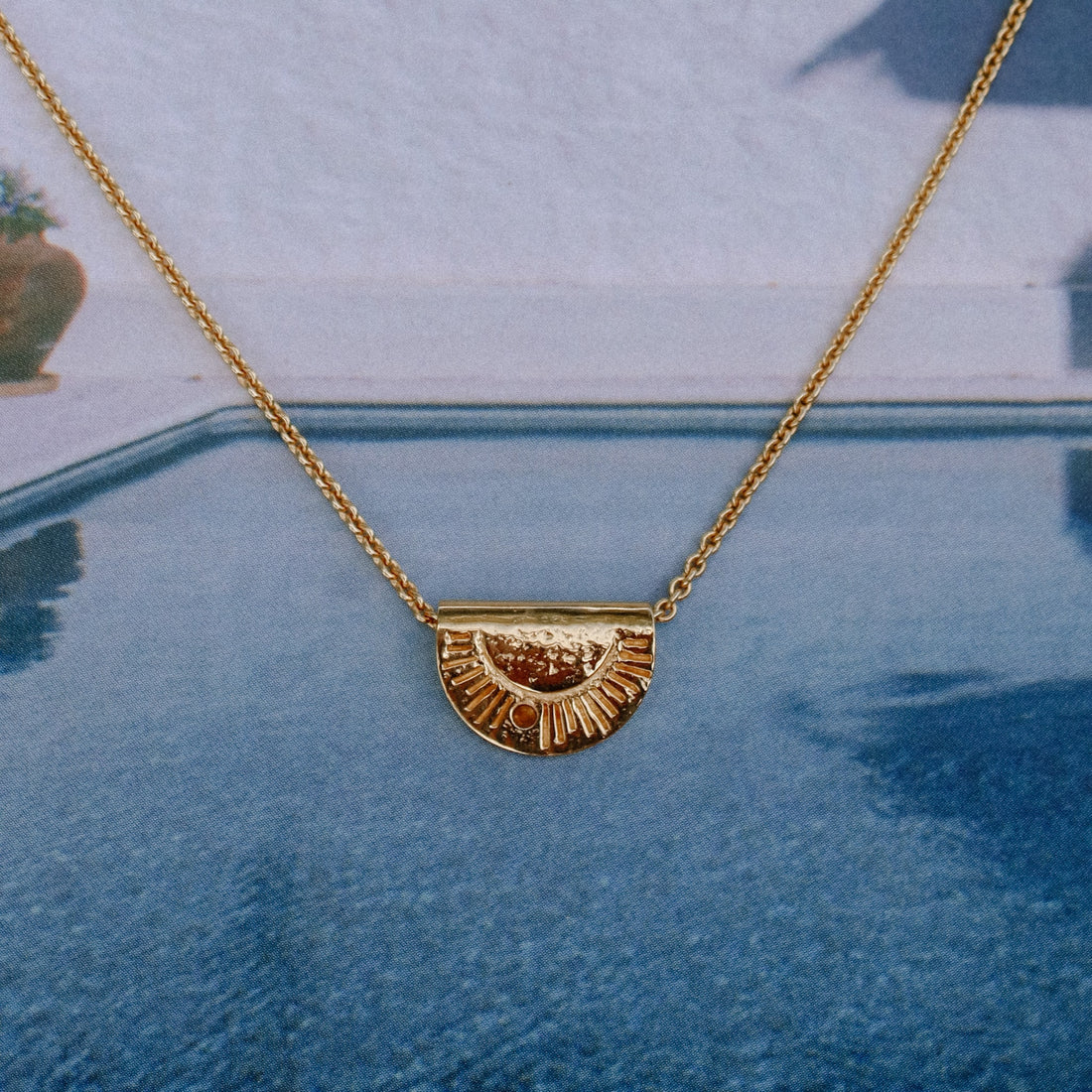 HELIOUS NECKLACE GOLD VERMEIL