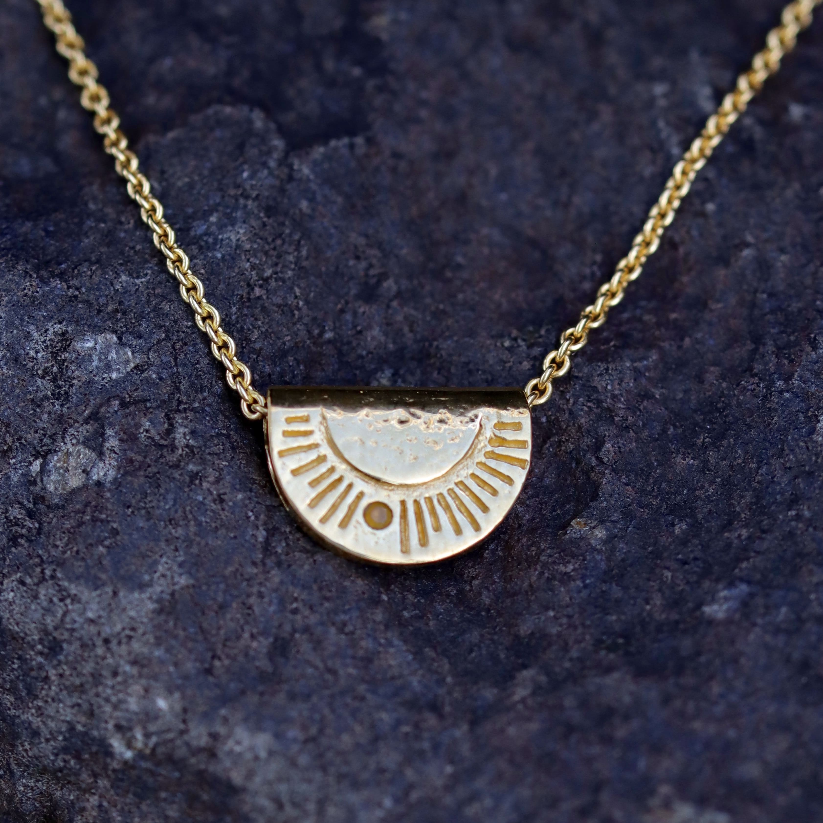 HELIOUS NECKLACE GOLD VERMEIL