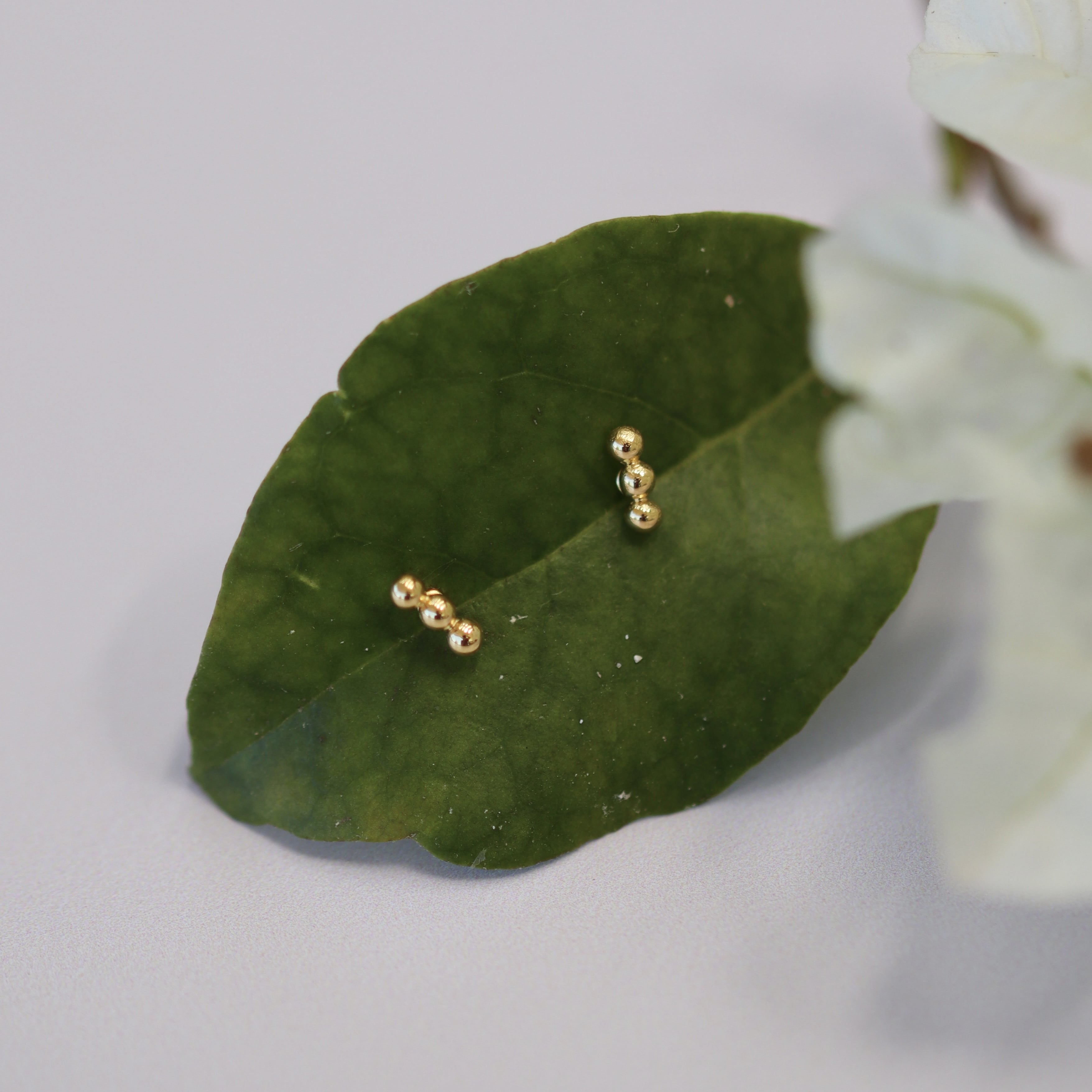 CYCLOPS STUDS GOLD VERMEIL