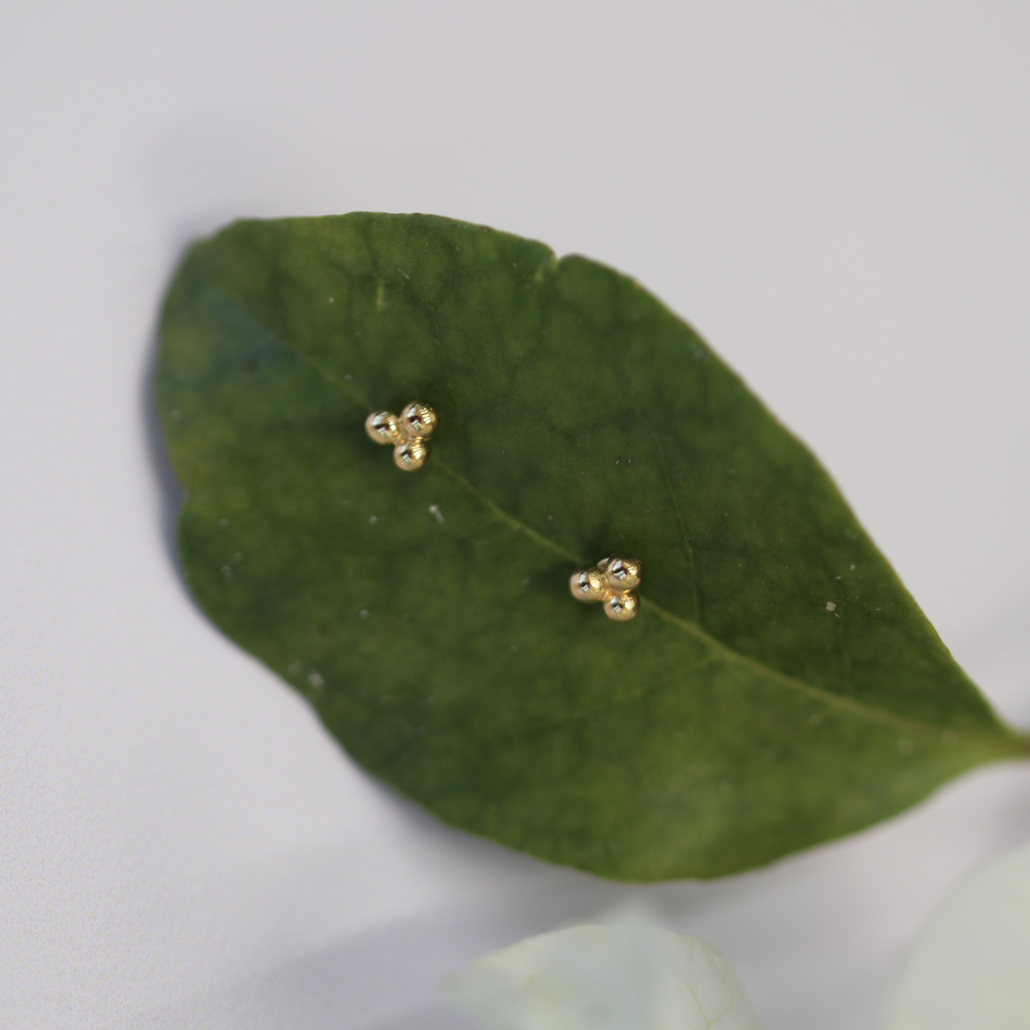 CHLOE STUDS GOLD VERMEIL