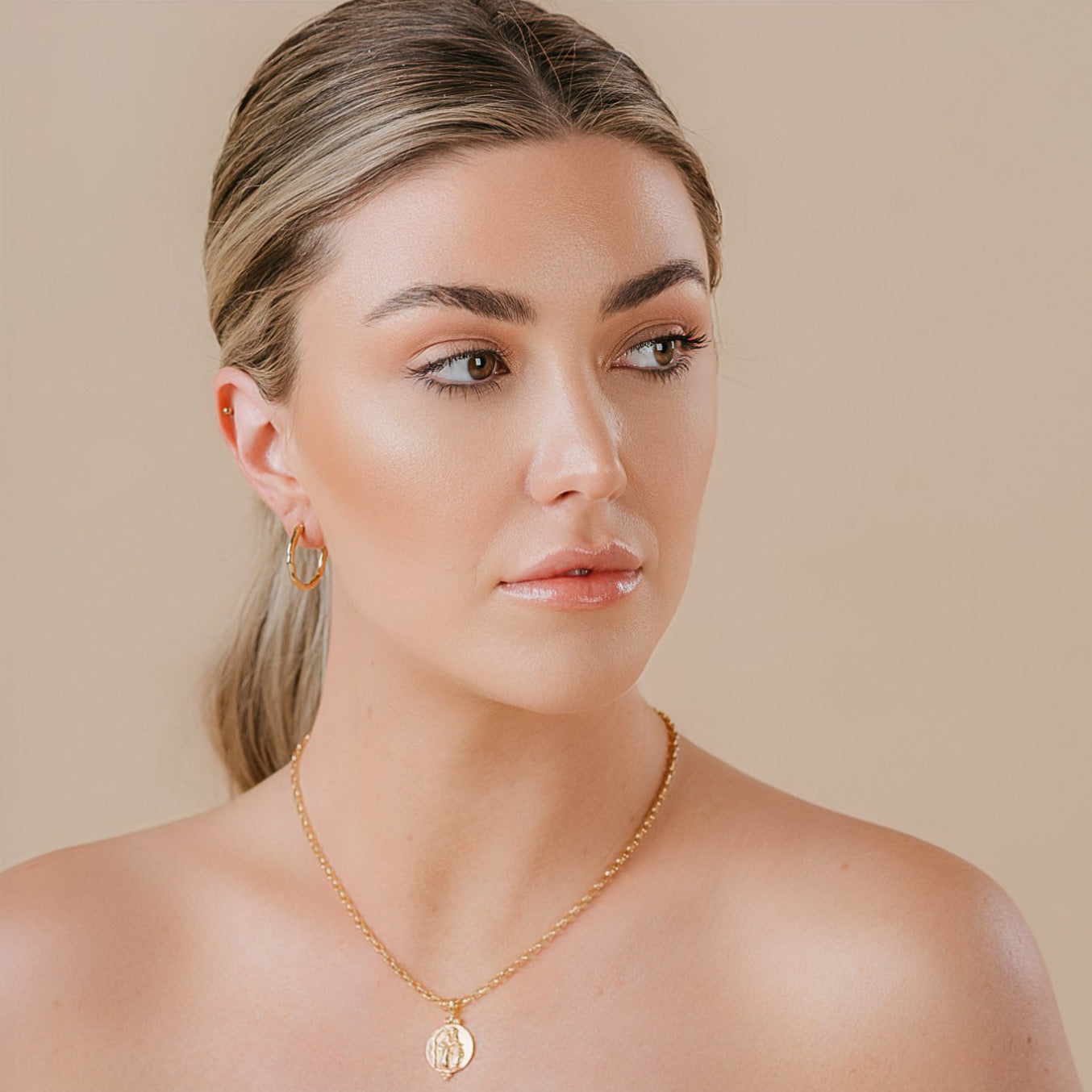 HYDRIA NECKLACE GOLD VERMEIL