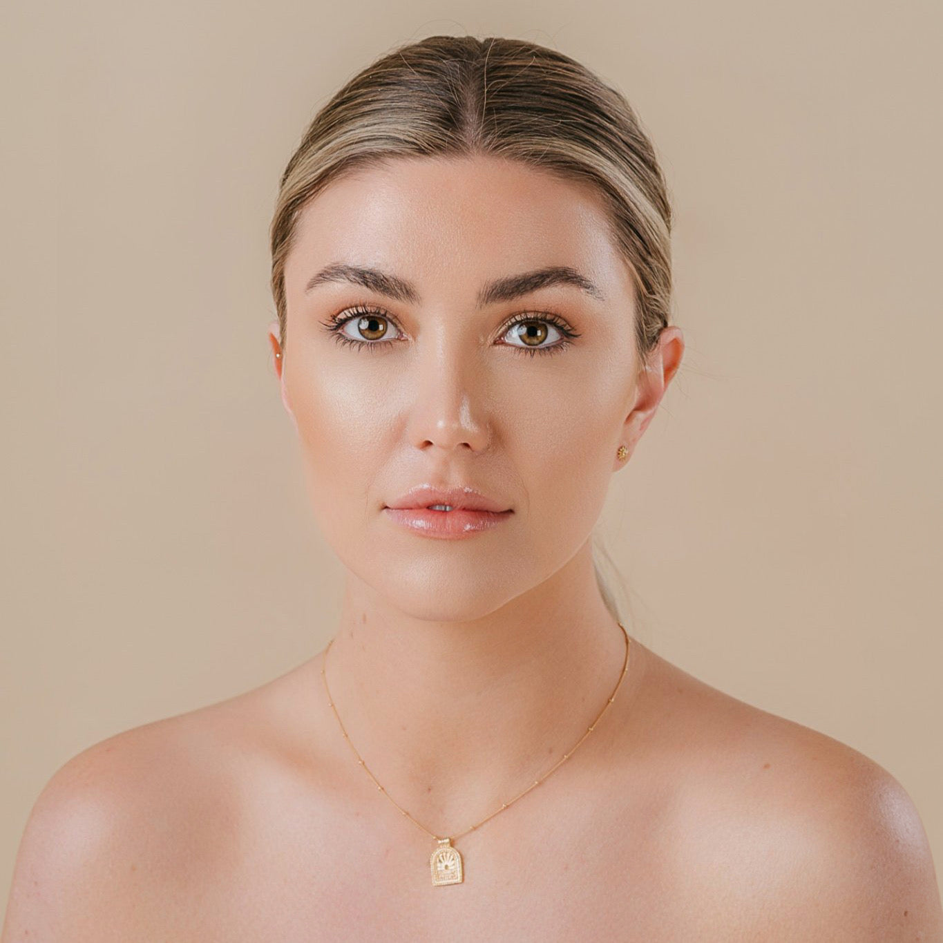 RA NECKLACE SILVER